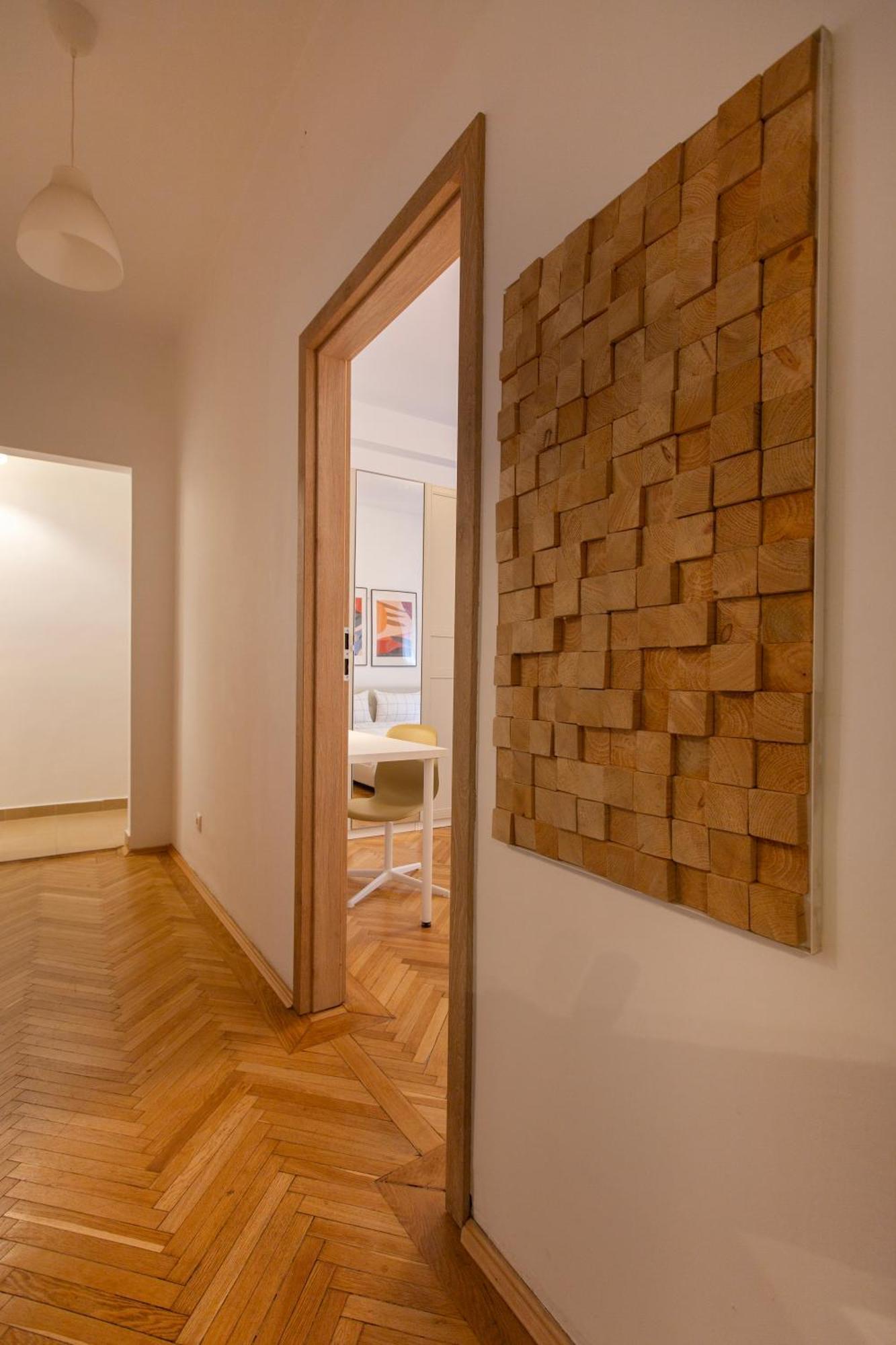 Ultracentral Hong Kong 3 Bdrm Apartment Bucureşti Ngoại thất bức ảnh