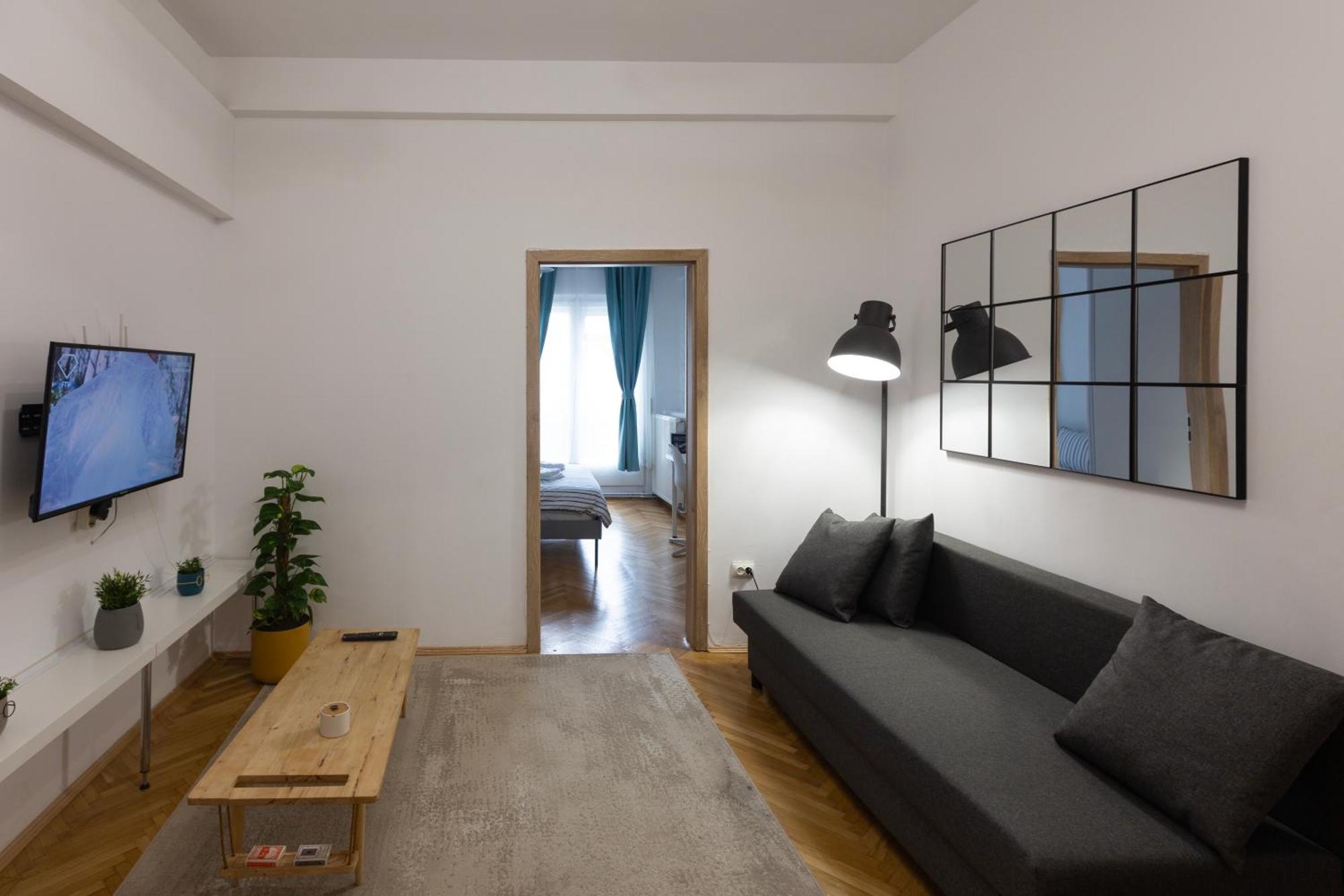 Ultracentral Hong Kong 3 Bdrm Apartment Bucureşti Ngoại thất bức ảnh